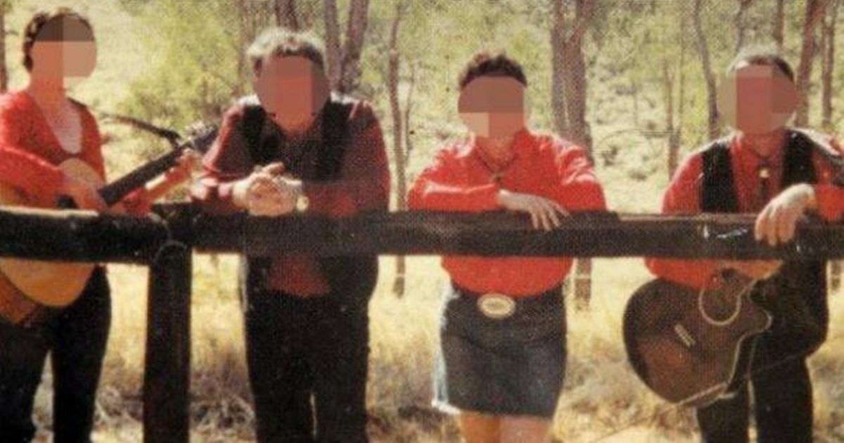 Árvore genealógica de horror do ‘culto ao incesto’ quando 38 parentes são encontrados vivendo na miséria em uma casa