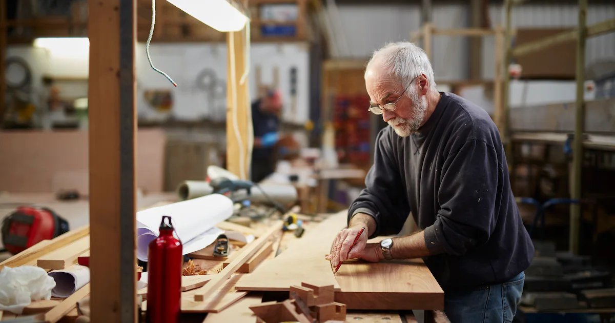 ‘Temos que trabalhar mais. Para a prosperidade de quem?