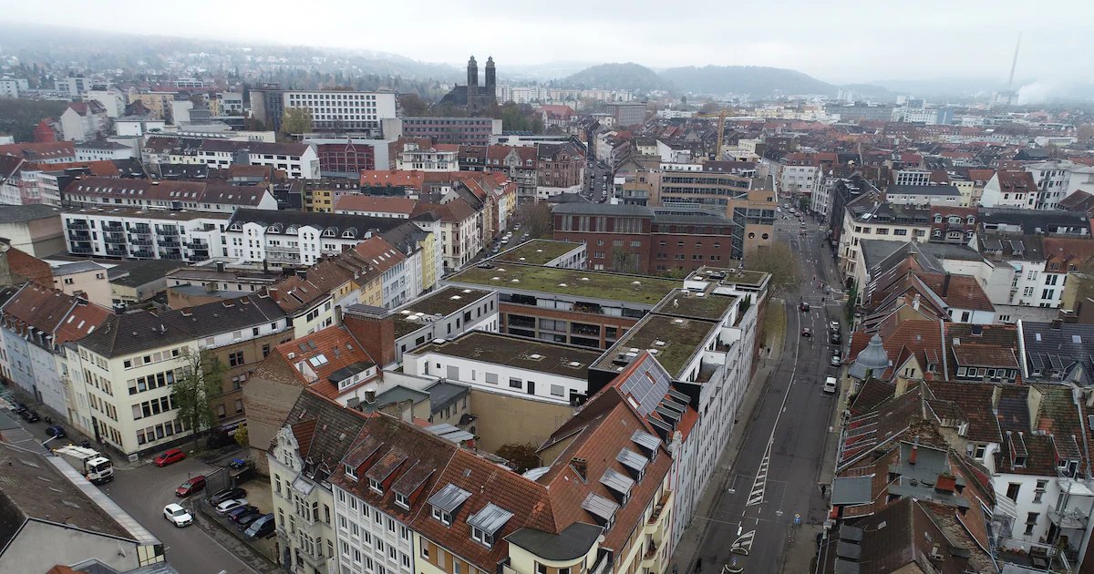 Estado alemão falido compra estacionamento de bicicletas de luxo por 3,5 milhões de euros.