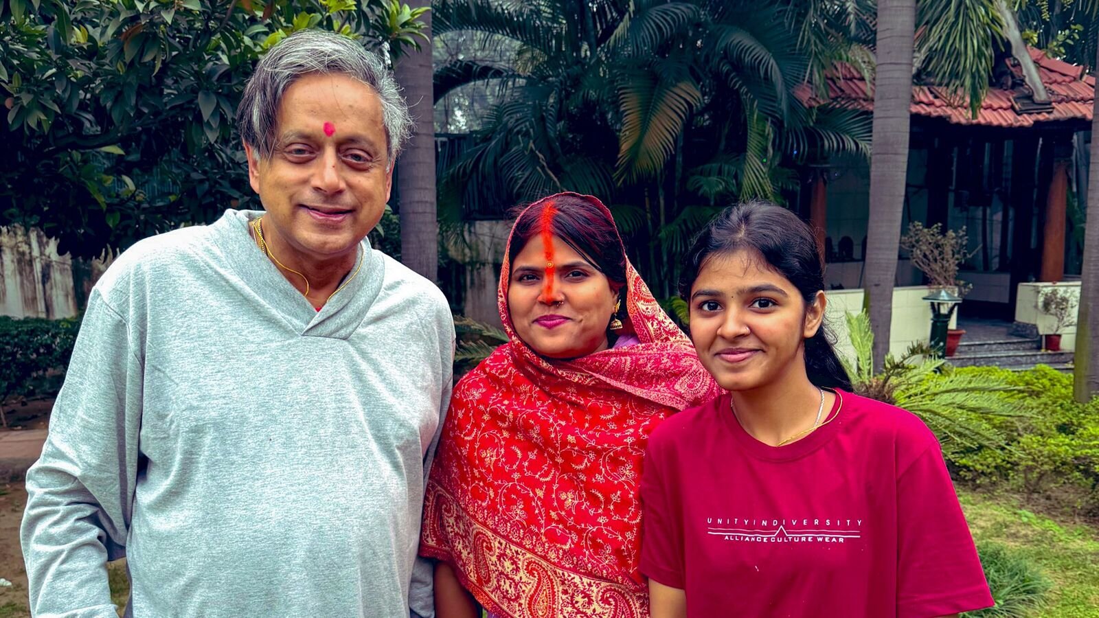 Shashi Tharoor diz que a política dinástica é uma “séria ameaça” à democracia: Cong e BJP reagem às observações do MP de Kerala