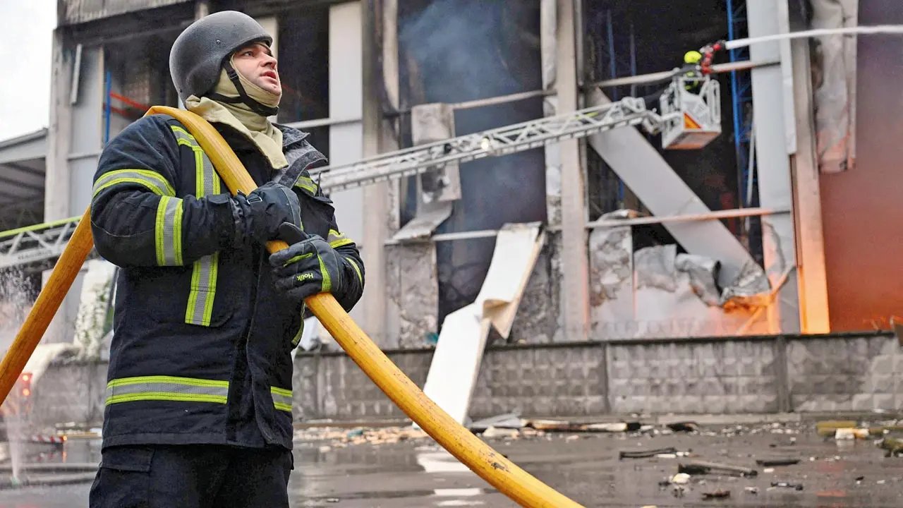 As forças ucranianas atingiram um importante oleoduto de combustível que abastece o exército russo perto de Moscou