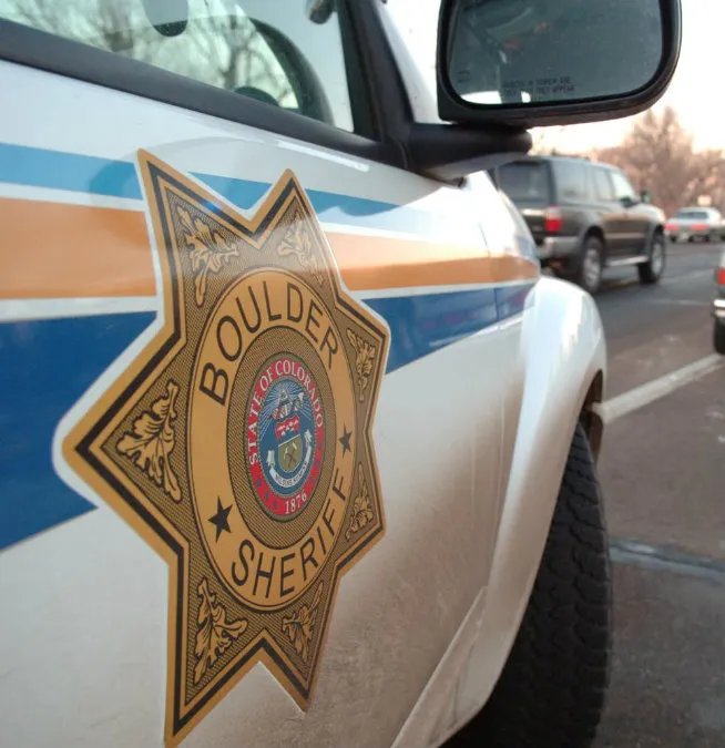 O último suspeito foi acusado de roubo no metrô. O autor do roubo foi preso.