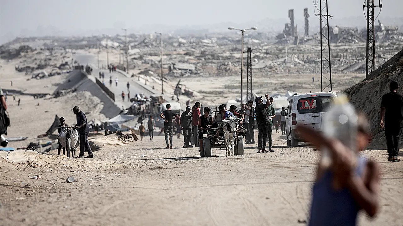 O Hamas entregou 3 caixões contendo os restos mortais de reféns a Israel