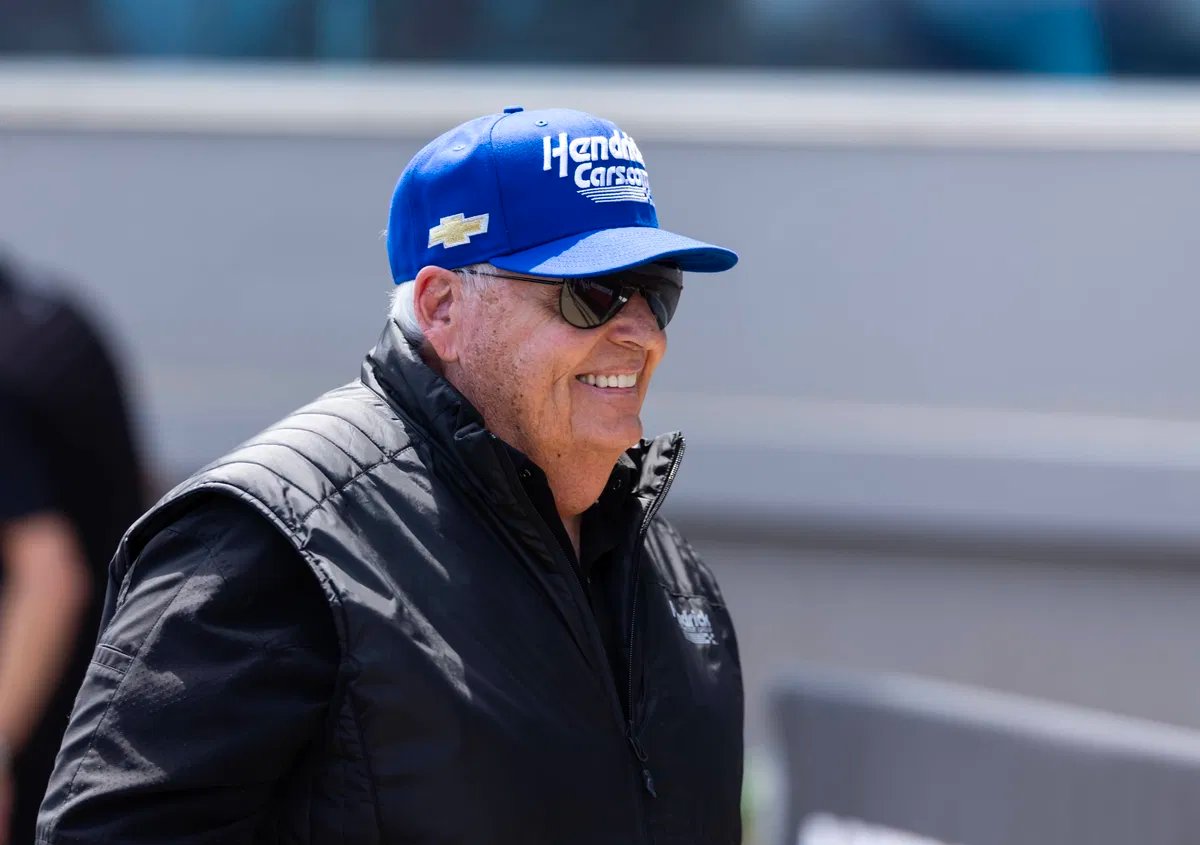 Rick Hendrick encerra rumores de substituição em relação ao HMS Star