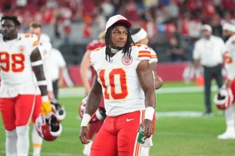 Andy Reid transferiu RB no último minuto para jogar no ataque de Patrick Mahomes depois que os Chiefs descartaram Isiah Pacheco.