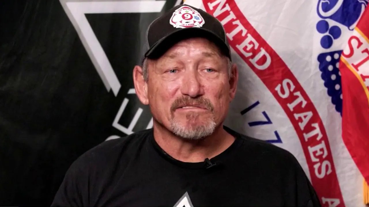 O sênior William Mosketti encontra esperança por meio do programa Gray Team