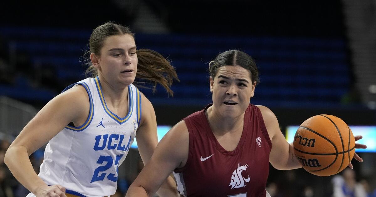 Charlisse Leger-Walker da UCLA retorna para o campeonato